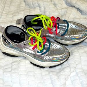 Steve Madden silver shoes